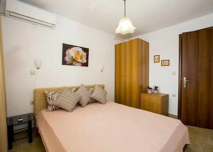 Jasmine Luxury Apartmán PalaiónTsiflíkion
